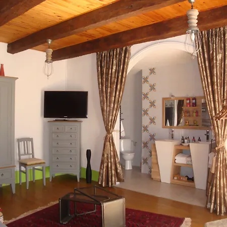 D'ici Et D'ailleurs 4*