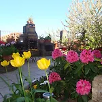 D'ici Et D'ailleurs Oda ve Kahvaltı 4*
