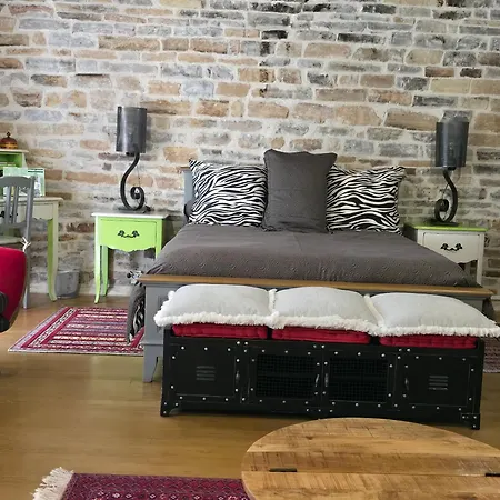 D'ici Et D'ailleurs 4*