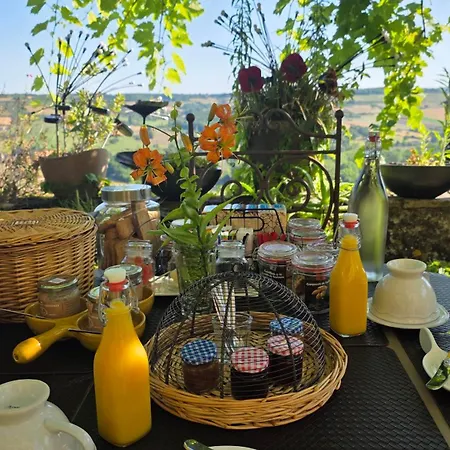 D'ici Et D'ailleurs 4*