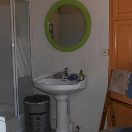 Bed & Breakfast D'ici Et D'ailleurs 4*